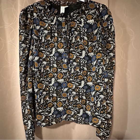 JOIE Swiss Dot Floral Print Ruffled Split Tie Neck Blouse Size Medium - Picture 1 of 5